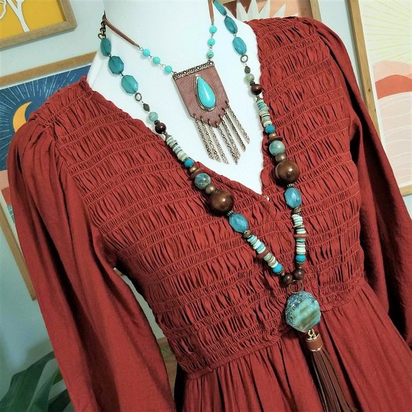 Dress. Smocked, Tiered. Paprika Color. Blu Pepper Brand. Size Medium. - Picture 5 of 10